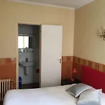 Hotel Des Carmes - 2*