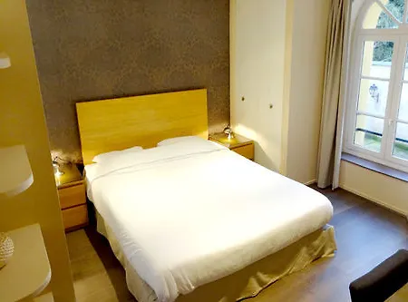 Hotel Des Carmes - 2*