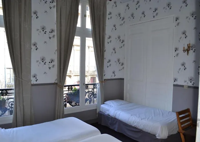 Des Carmes - 2* Ruan