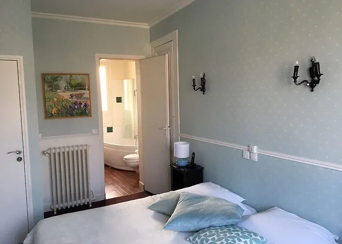 Des Carmes - 2* Ruan